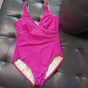 Fuscia and White Miracle Swim Suite like New!